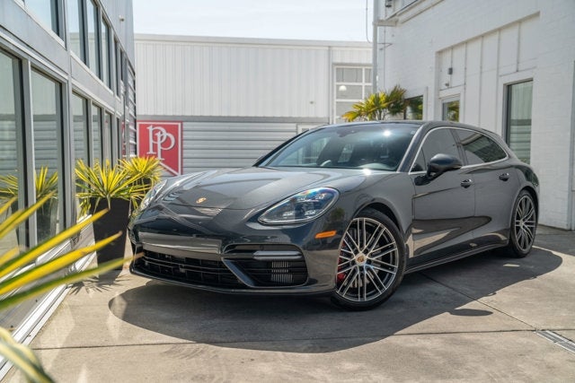 2018 Porsche Panamera Turbo Sport Turismo