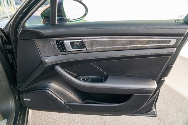 2018 Porsche Panamera Turbo Sport Turismo