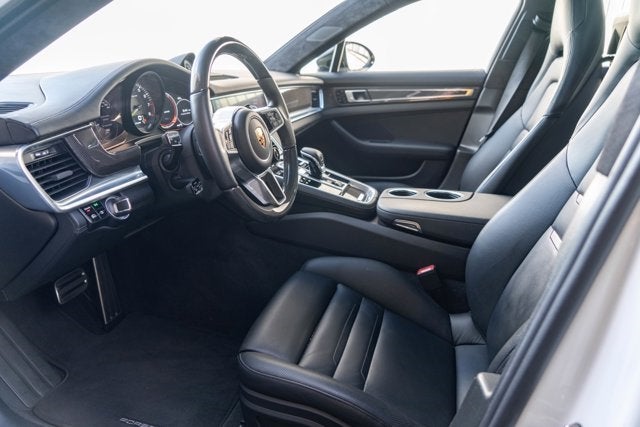 2018 Porsche Panamera Turbo S E-Hybrid