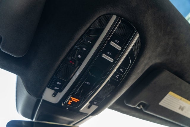 2018 Porsche Panamera Turbo S E-Hybrid