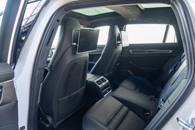 2018 Porsche Panamera Turbo S E-Hybrid