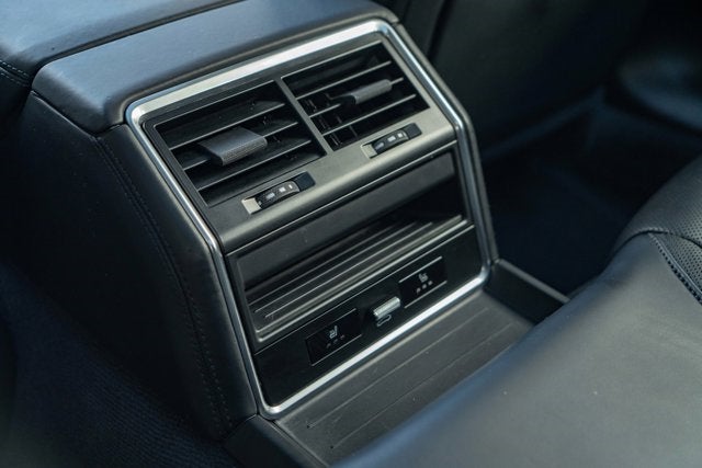 2018 Porsche Panamera Turbo S E-Hybrid