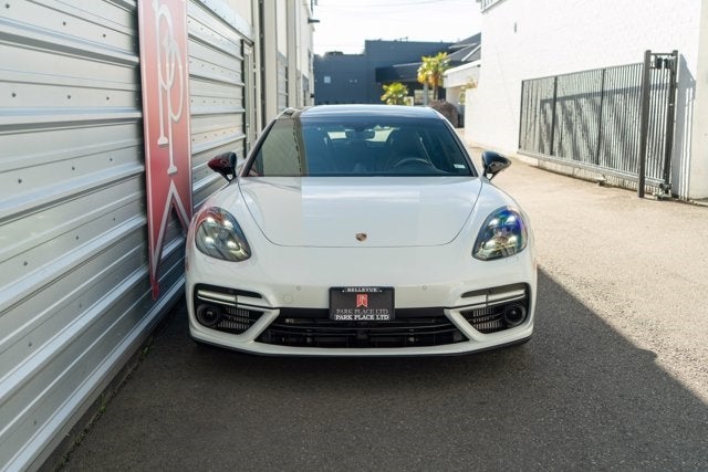 2018 Porsche Panamera Turbo S E-Hybrid
