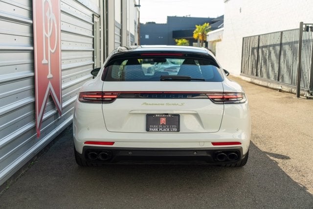 2018 Porsche Panamera Turbo S E-Hybrid