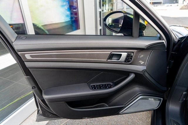 2019 Porsche Panamera Turbo S E-Hybrid