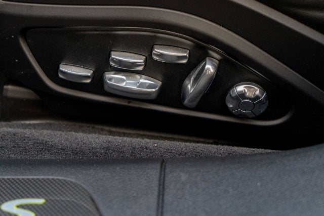 2019 Porsche Panamera Turbo S E-Hybrid