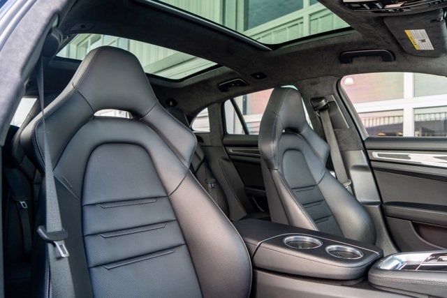 2019 Porsche Panamera Turbo S E-Hybrid