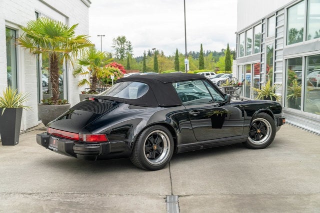 1986 Porsche 911 Carrera Cabriolet