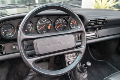 1986 Porsche 911 Carrera Cabriolet