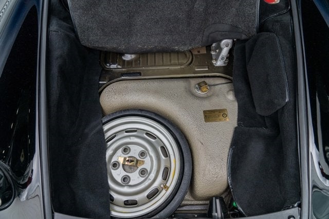 1986 Porsche 911 Carrera Cabriolet