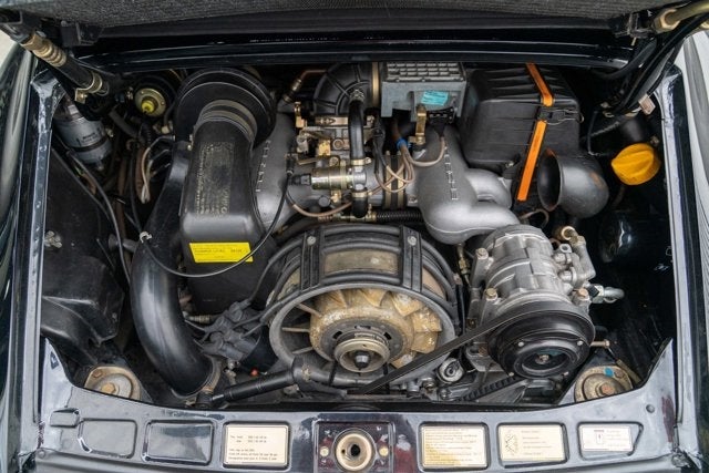 1986 Porsche 911 Carrera Cabriolet