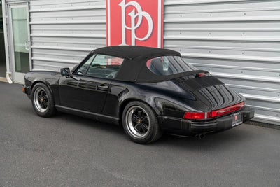 1986 Porsche 911 Carrera Cabriolet