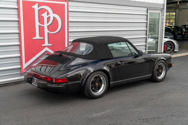1986 Porsche 911 Carrera Cabriolet