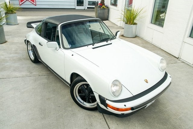 1984 Porsche 911 Targa