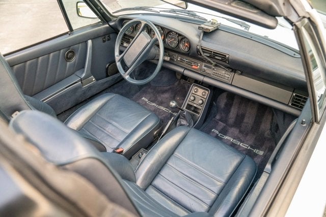 1987 Porsche 911 Carrera Targa