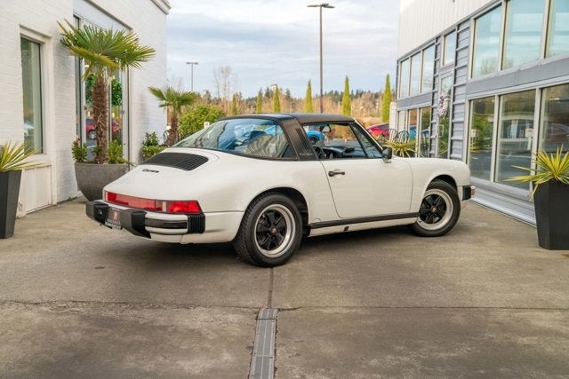 1987 Porsche 911 Carrera Targa