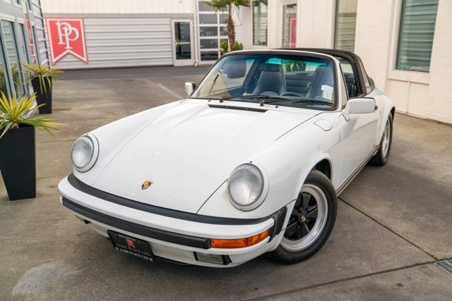 1987 Porsche 911 Carrera Targa