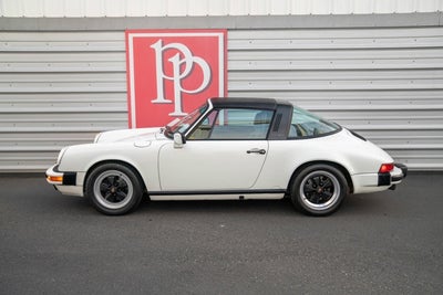 1987 Porsche 911 Carrera Targa