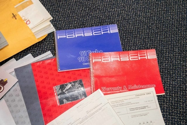 1987 Porsche 911 Carrera Targa