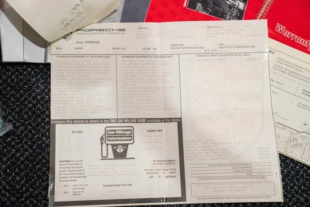 1987 Porsche 911 Carrera Targa