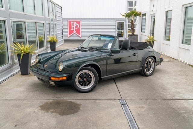 1985 Porsche 911 Carrera Cabriolet