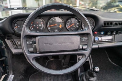 1985 Porsche 911 Carrera Cabriolet