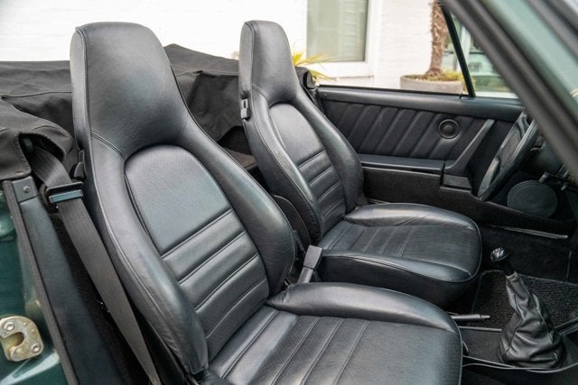 1985 Porsche 911 Carrera Cabriolet