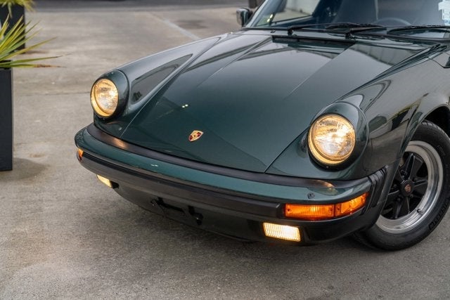 1985 Porsche 911 Carrera Cabriolet