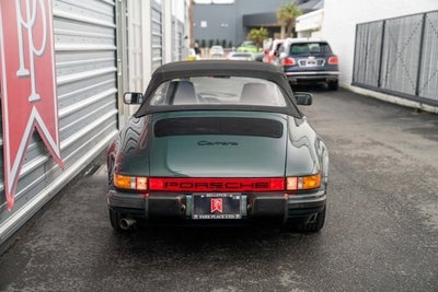 1985 Porsche 911 Carrera Cabriolet
