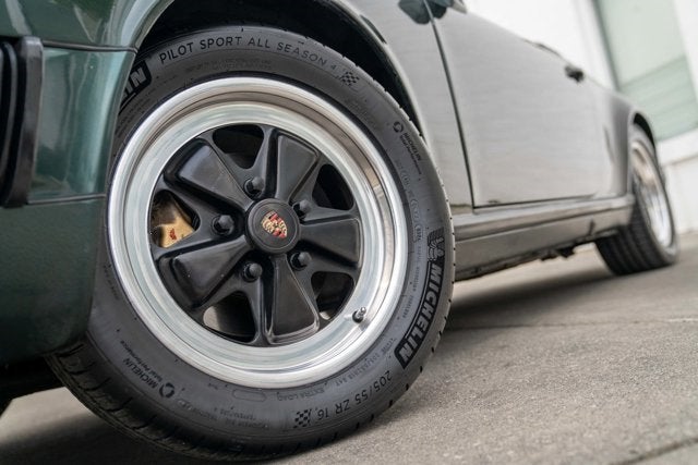 1985 Porsche 911 Carrera Cabriolet