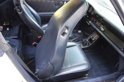 1987 Porsche 911 Carrera Cabriolet