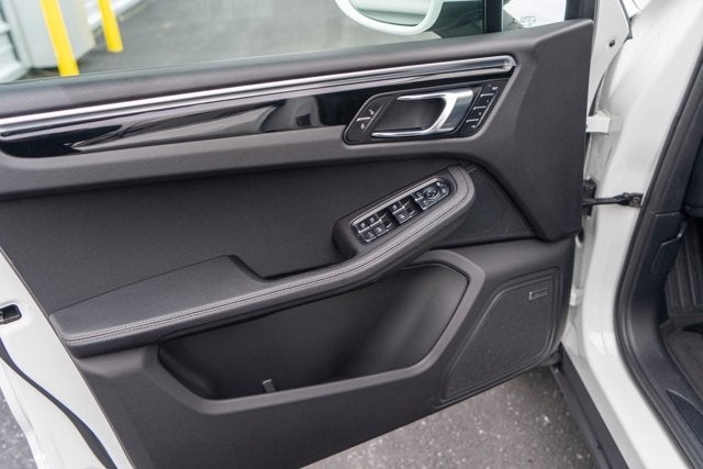 2018 Porsche Macan AWD