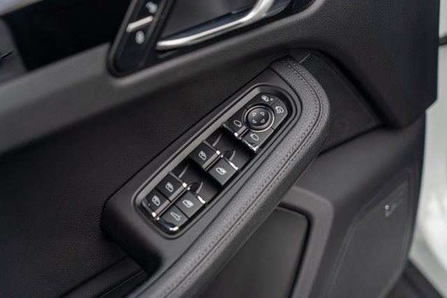 2018 Porsche Macan AWD