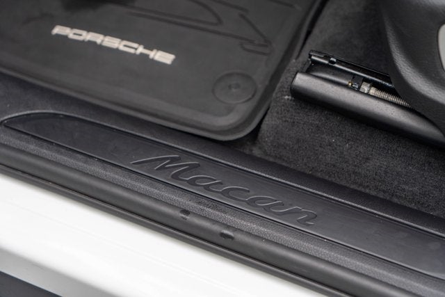 2018 Porsche Macan AWD