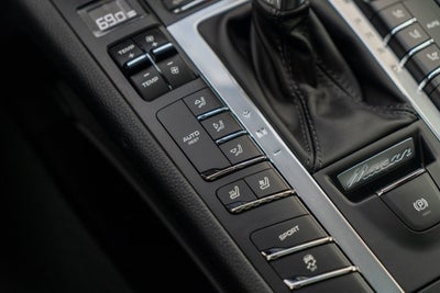 2018 Porsche Macan AWD