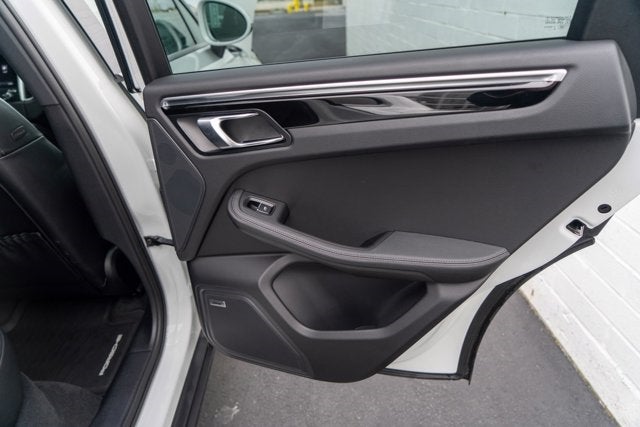 2018 Porsche Macan AWD