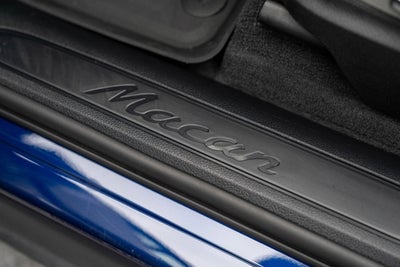 2022 Porsche Macan AWD