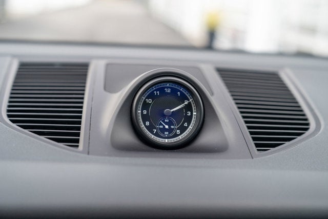 2022 Porsche Macan AWD