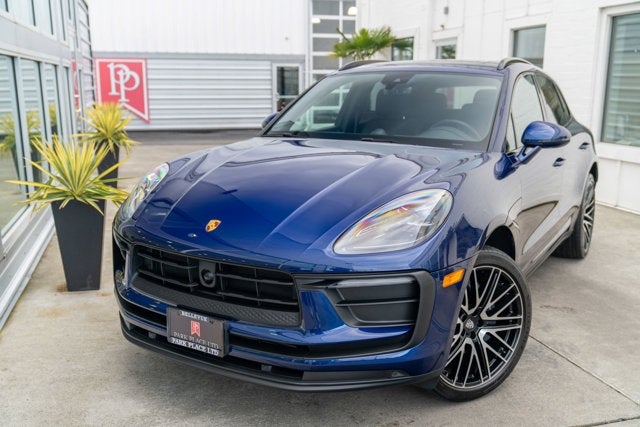 2022 Porsche Macan AWD