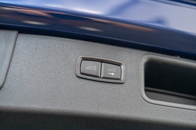 2022 Porsche Macan AWD