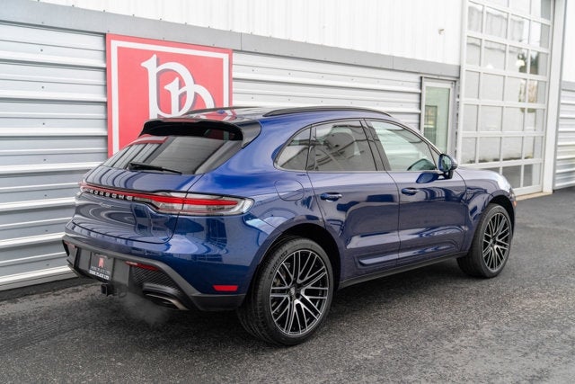2022 Porsche Macan AWD