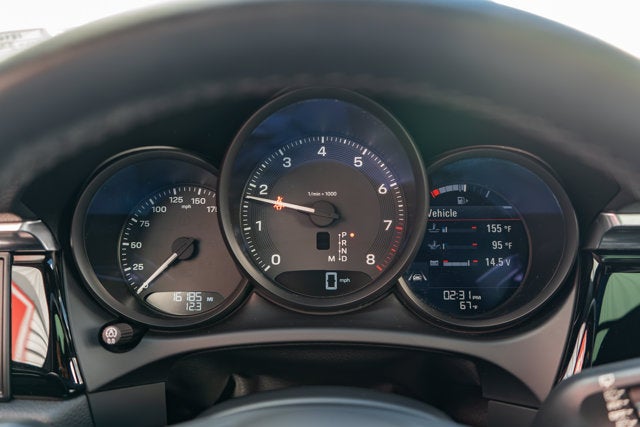 2024 Porsche Macan AWD
