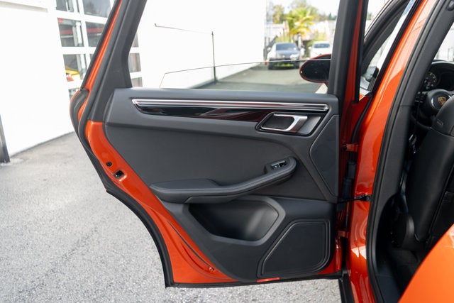 2024 Porsche Macan AWD