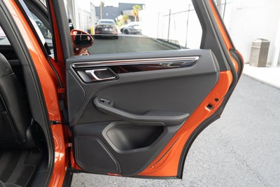 2024 Porsche Macan AWD