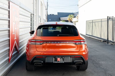 2024 Porsche Macan AWD
