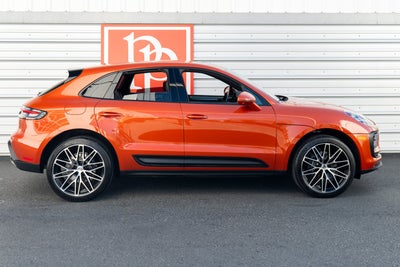 2024 Porsche Macan AWD