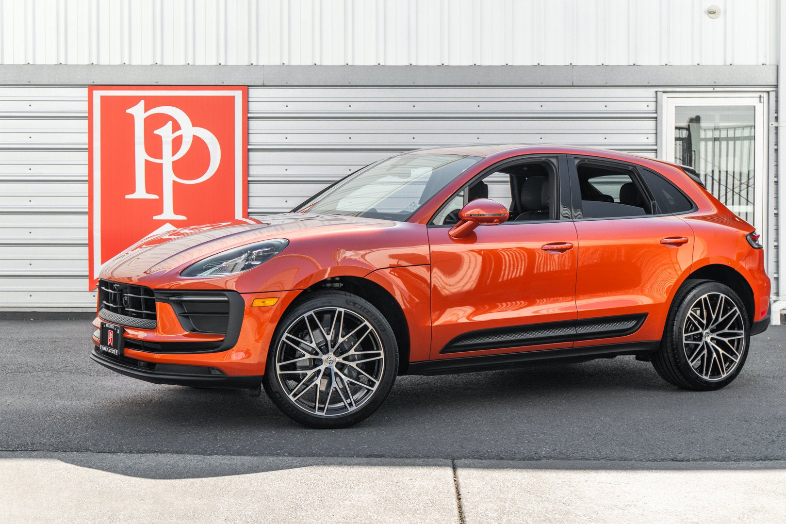 2024 Porsche Macan AWD