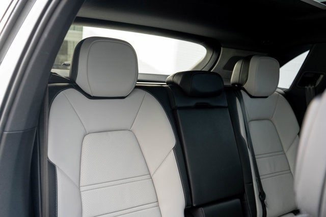 2024 Porsche Cayenne AWD