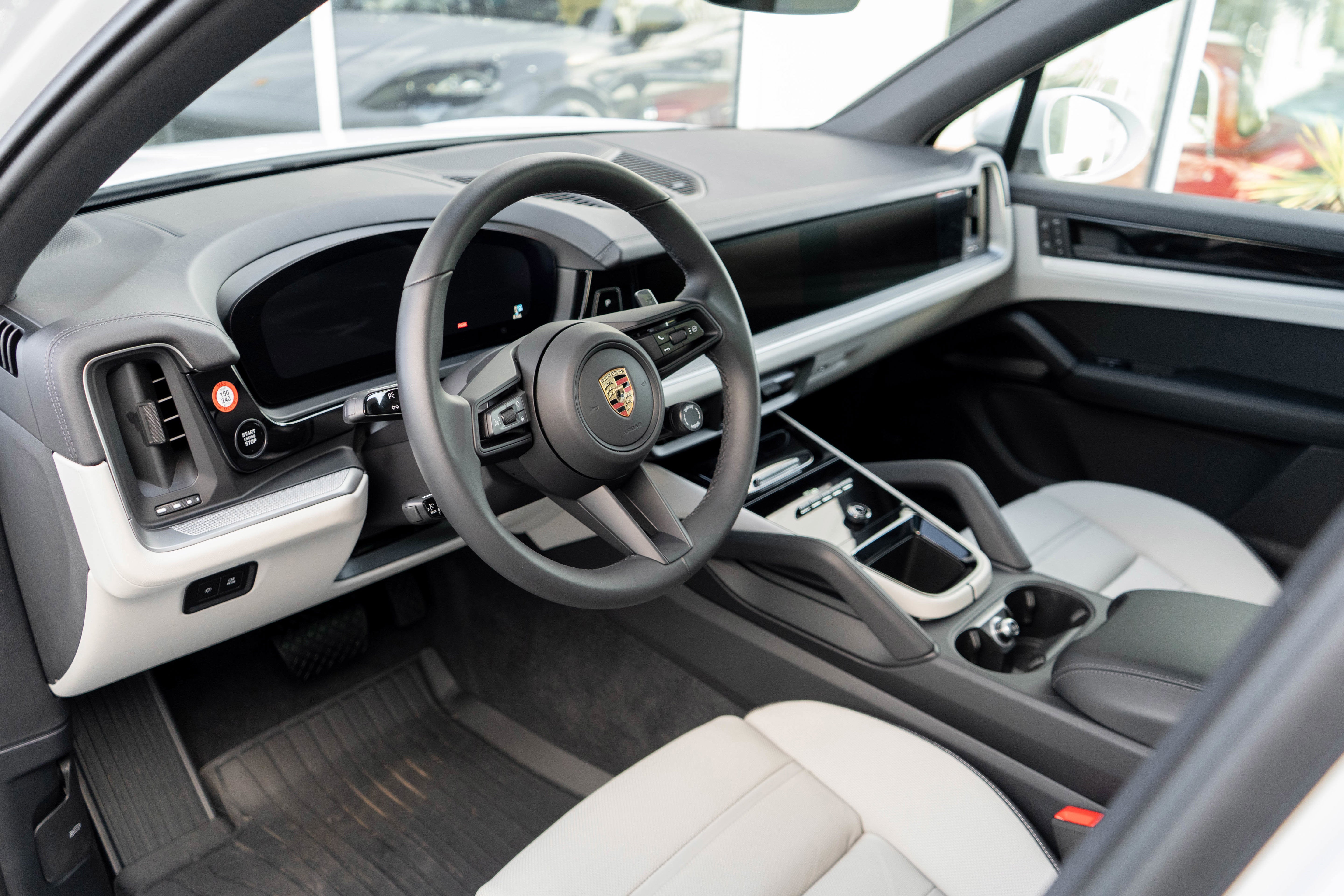 2024 Porsche Cayenne AWD