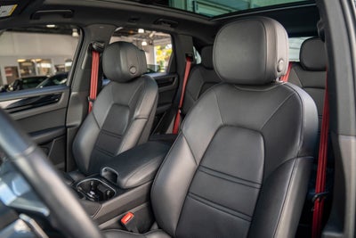 2022 Porsche Cayenne AWD